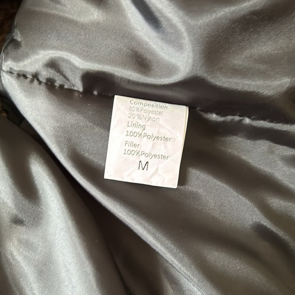 Women’s puffer vest - Picture 2 of 2